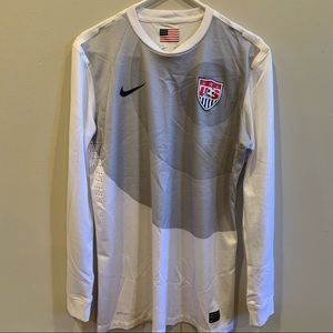 Nike US Soccer Long Sleeve Practice Jersey Size L